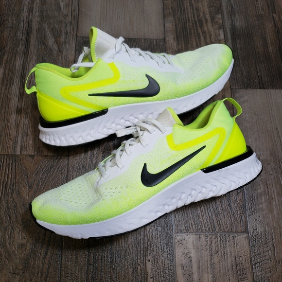 nike odyssey react volt